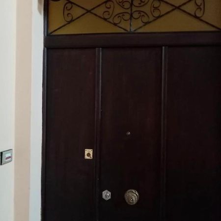 Appartamento Centralissimo Elegante Terni Buitenkant foto